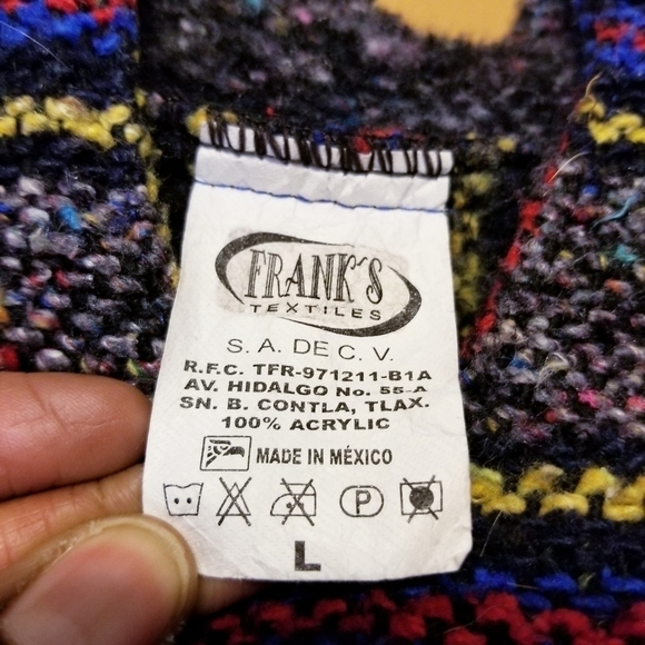 Frank's Textiles | Women's Gray Striped Burlap Pullover Hoodie (Size Large) - Picture 3 of 8